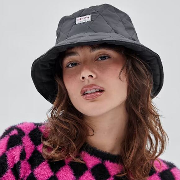 Guess Originals Quilted Puffer Logo Patch Bucket Hat in Black, OSFA - Picture 1 of 5